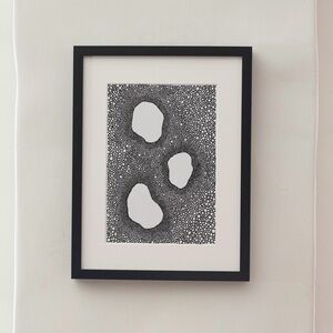 Abstract bubble pattern art